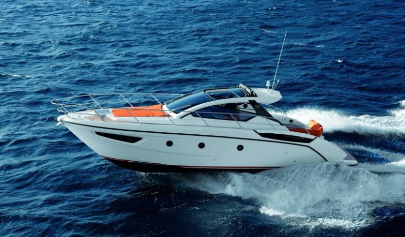 Atlantis 38