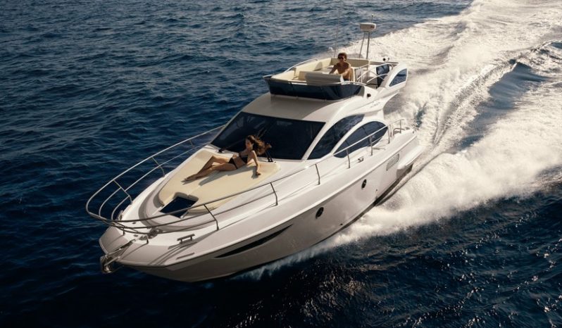 Azimut 38