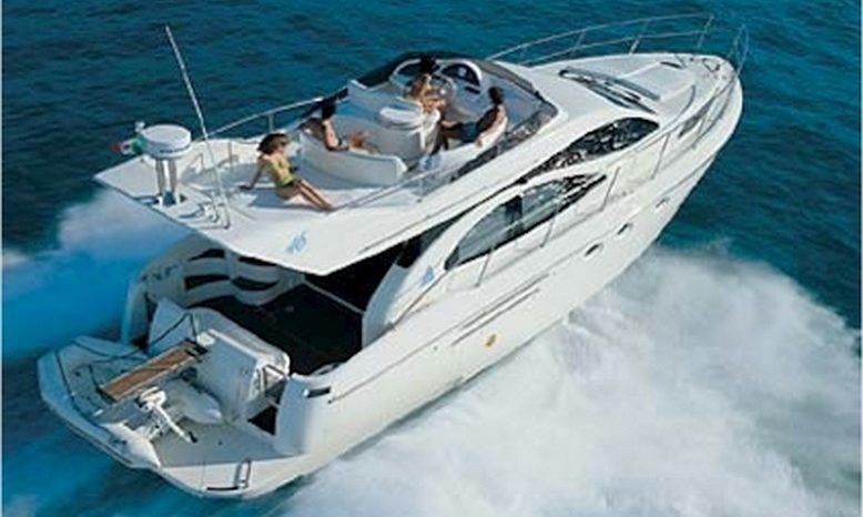 Azimut 46