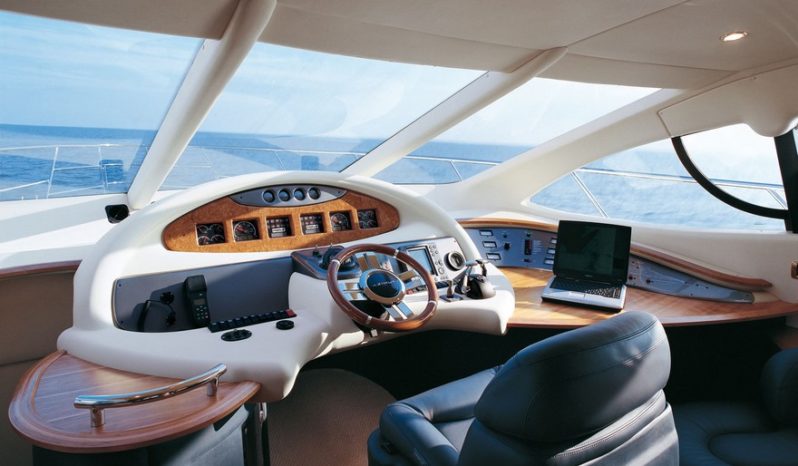 Azimut 55E