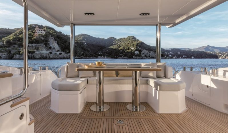 Azimut 60