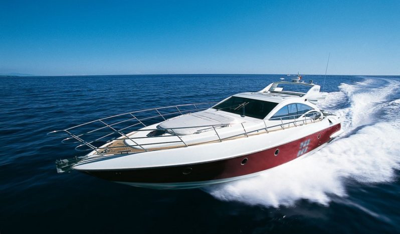 Azimut 68S