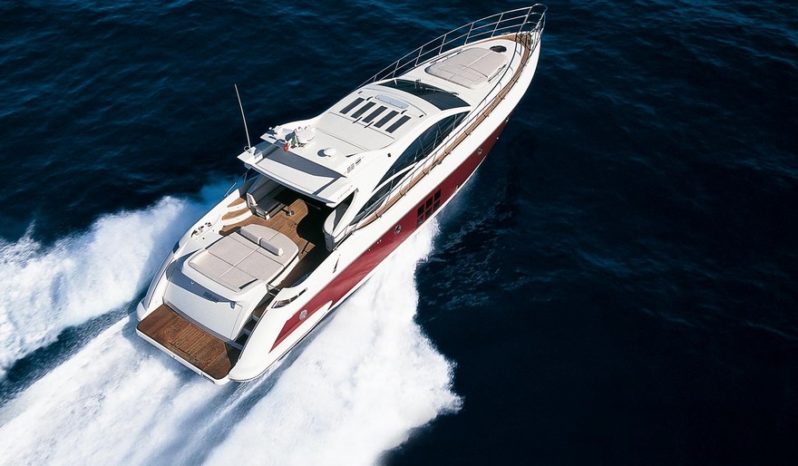 Azimut 68S