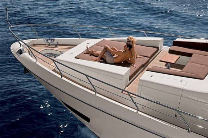 Azimut 84