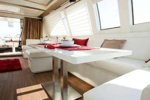 Queens Yachts 72