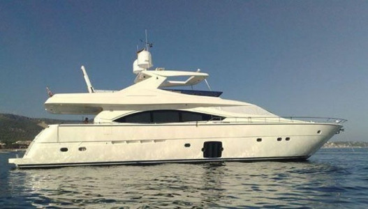 Ferretti 830 Hard Top