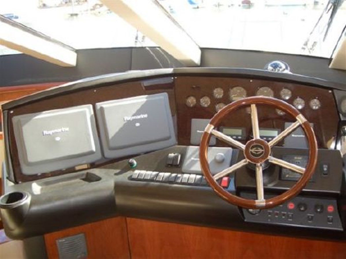 2008 SUNSEEKER MANHATTAN 60