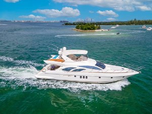 2004 62 AZIMUT FLY BRIDGE