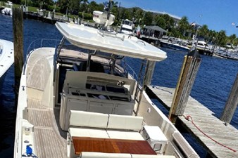 2014 AZIMUT ATLANTIS VERVE OUTBOARD