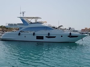 AZIMUT 66 FLY