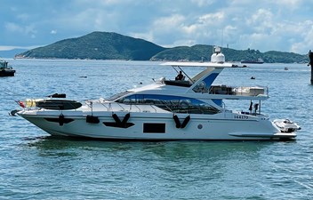 AZIMUT 66 FLYBRIDGE