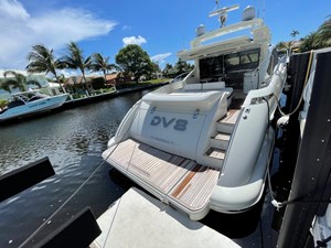 DV8